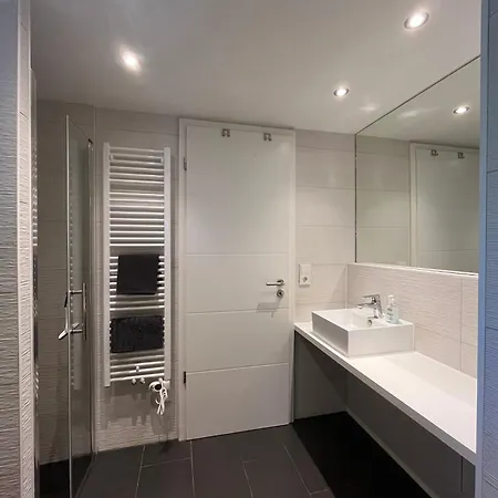 Holiday home Seehaus Am Uedersee -ig- Host World